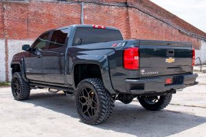 GMC Sierra 1500 Suspension Lift Kit - Rough Country - Vertex - '07-'13